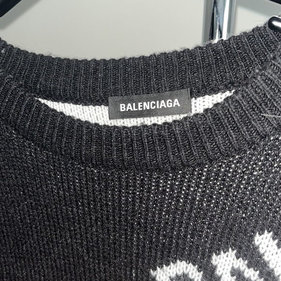 BALENCIAGA LOGO SWEATER - Picture 2 of 3